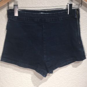 Forever 21 size 27 Jeans shorts